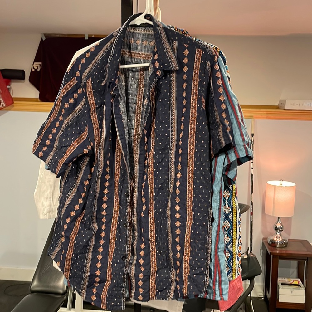 Mens hawaiin shirts XL